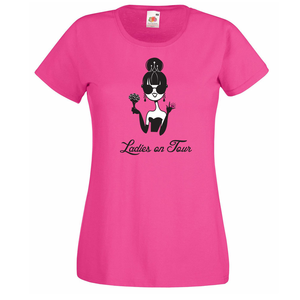 Pinkfarbenes T-Shirt mit Aufdruck für den Junggesellinnenabschied